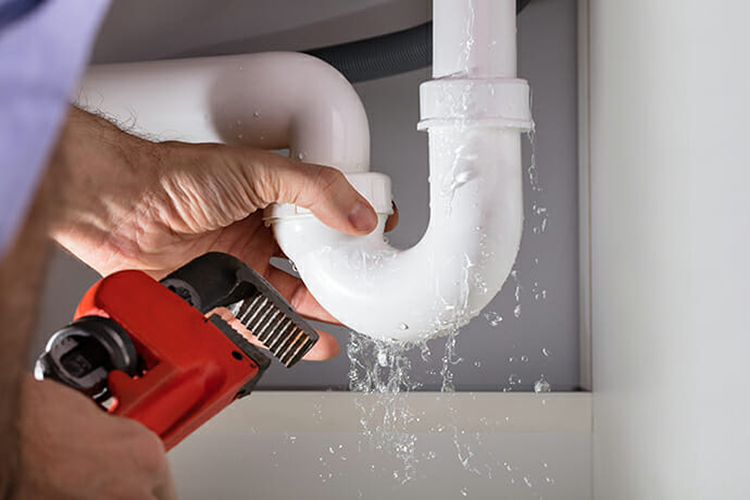 Plumbing Problems Common in Summer You Should Be Aware Of
